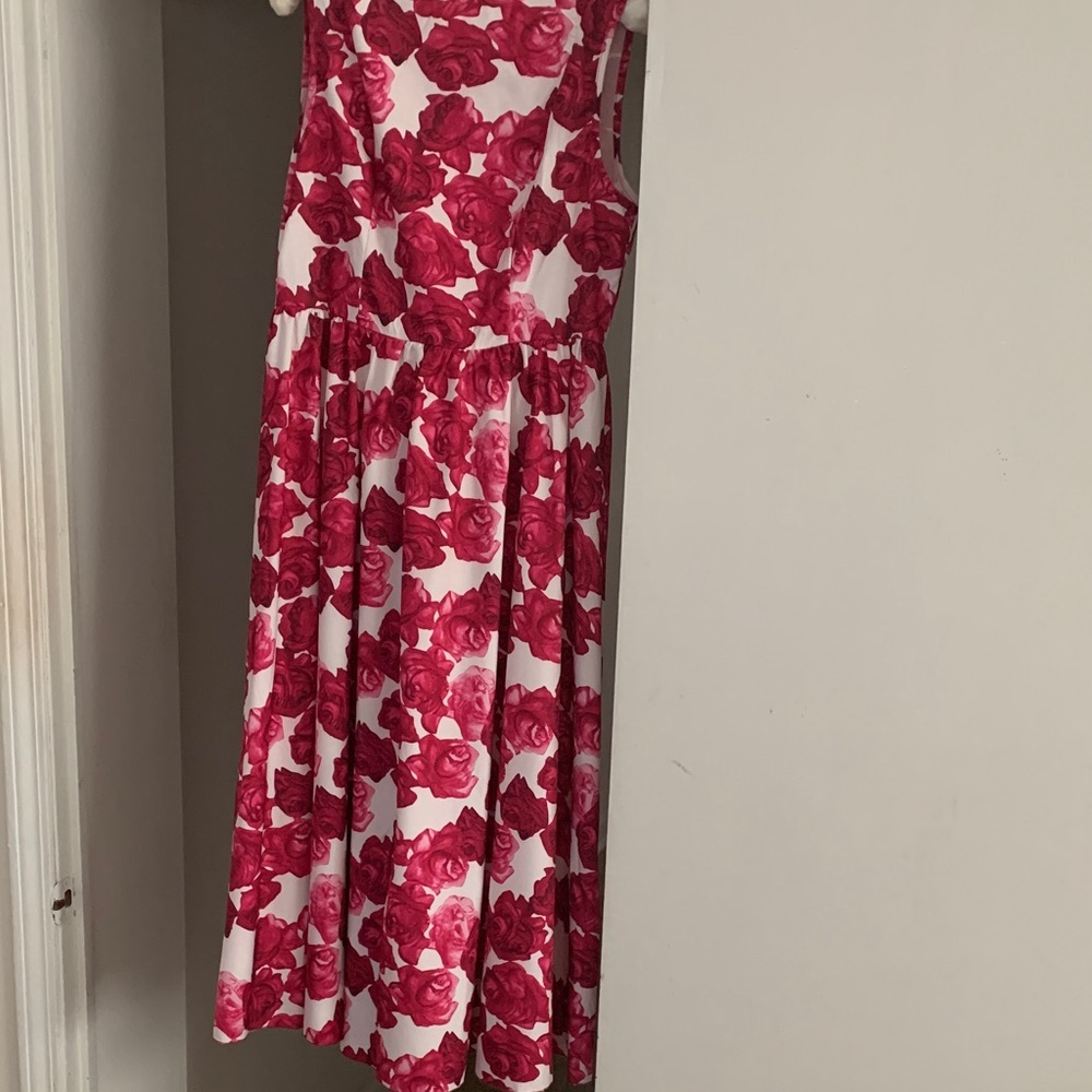 Sleeveless White Dress with Pink Rose Print